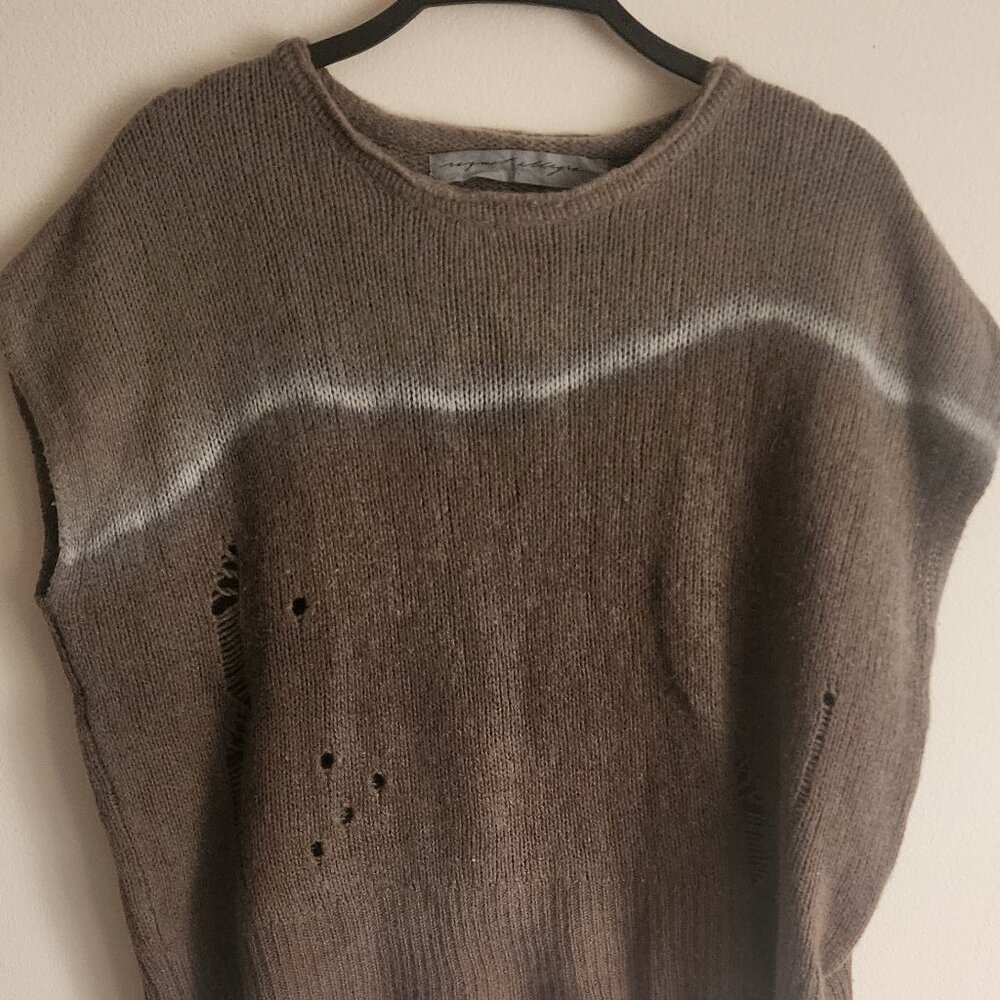 Raquel Allegra Cashmere Distressed Sweater Vest Size XS. Taupe/brown NWOT